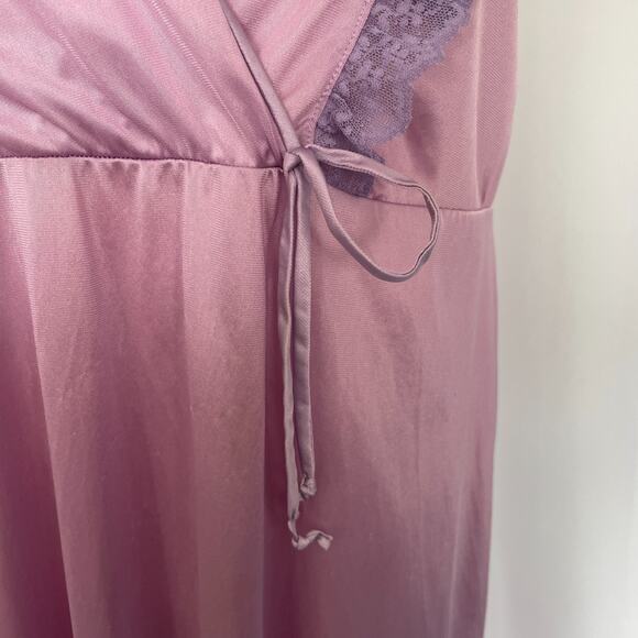 Vintage Vassarette Maxi Nightgown Size Medium Purple Silky Lingerie Chemise 90s - Picture 6 of 16